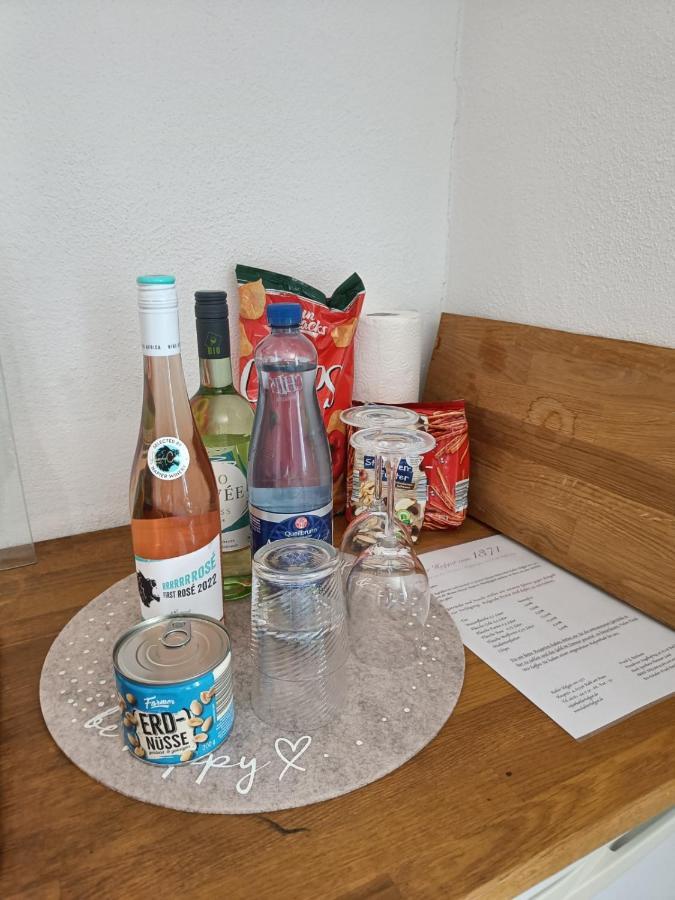 Apartments & Moeblierte Zimmer In Kahl Am Main, Kontaktloser Self Check-In, W-Lan, Schreibtisch, Duschbad, Kuechenzeile, Pkw-Plaetze Kültér fotó