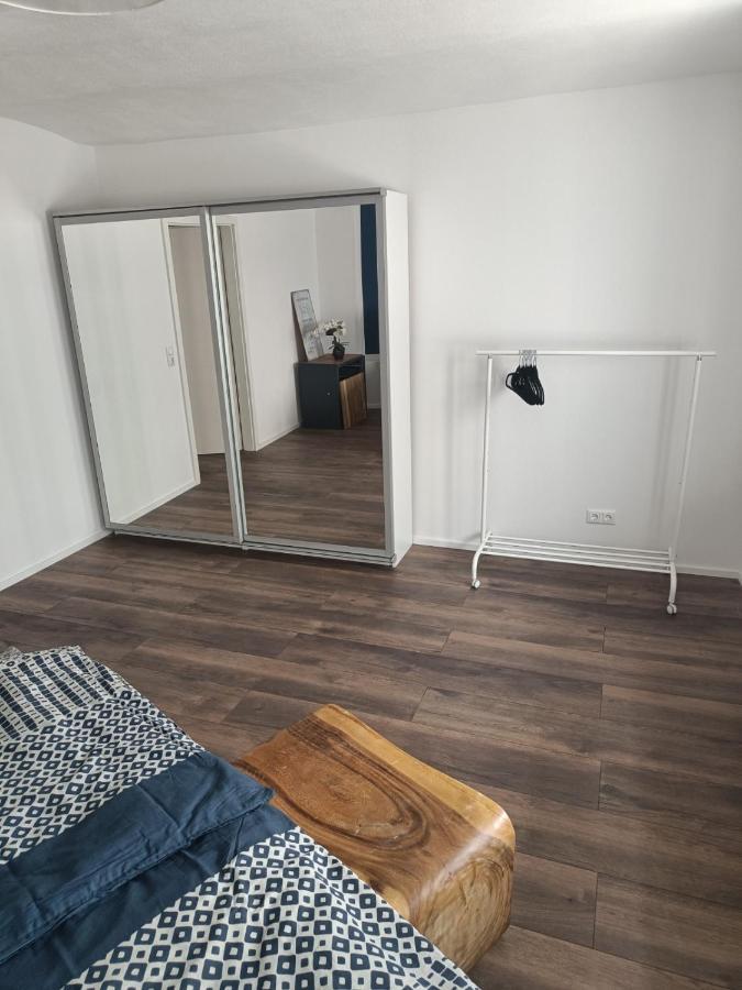 Apartments & Moeblierte Zimmer In Kahl Am Main, Kontaktloser Self Check-In, W-Lan, Schreibtisch, Duschbad, Kuechenzeile, Pkw-Plaetze Kültér fotó