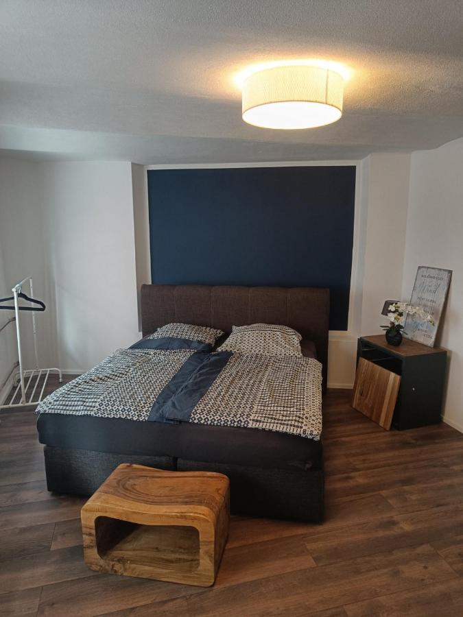 Apartments & Moeblierte Zimmer In Kahl Am Main, Kontaktloser Self Check-In, W-Lan, Schreibtisch, Duschbad, Kuechenzeile, Pkw-Plaetze Kültér fotó