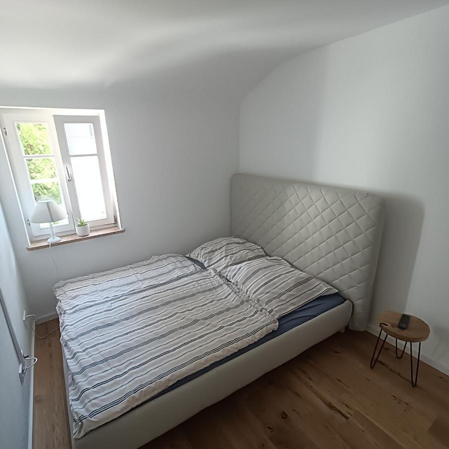 Apartments & Moeblierte Zimmer In Kahl Am Main, Kontaktloser Self Check-In, W-Lan, Schreibtisch, Duschbad, Kuechenzeile, Pkw-Plaetze Kültér fotó