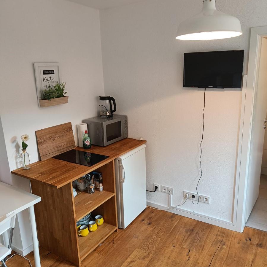 Apartments & Moeblierte Zimmer In Kahl Am Main, Kontaktloser Self Check-In, W-Lan, Schreibtisch, Duschbad, Kuechenzeile, Pkw-Plaetze Kültér fotó