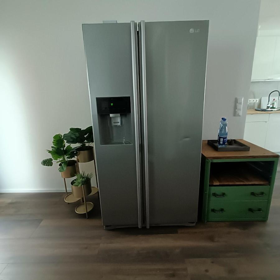 Apartments & Moeblierte Zimmer In Kahl Am Main, Kontaktloser Self Check-In, W-Lan, Schreibtisch, Duschbad, Kuechenzeile, Pkw-Plaetze Kültér fotó