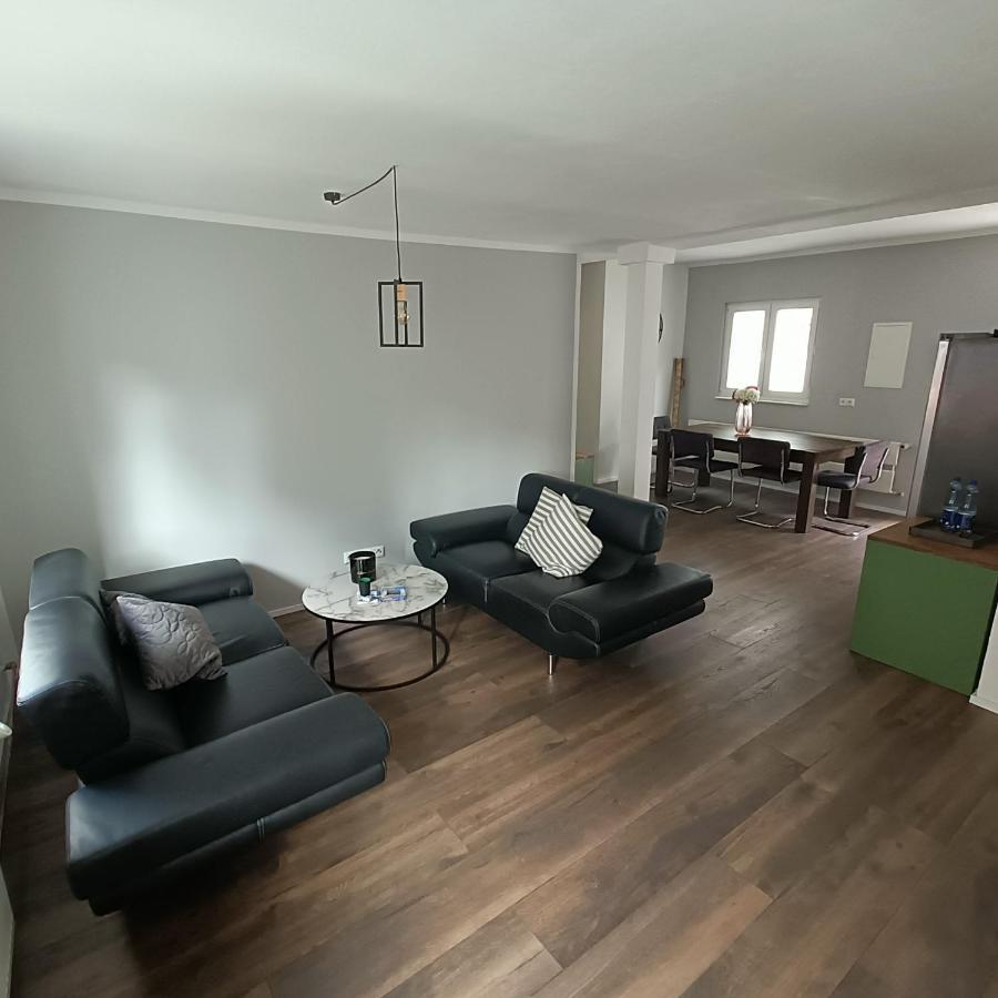 Apartments & Moeblierte Zimmer In Kahl Am Main, Kontaktloser Self Check-In, W-Lan, Schreibtisch, Duschbad, Kuechenzeile, Pkw-Plaetze Kültér fotó