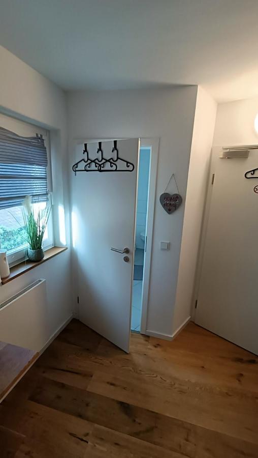 Apartments & Moeblierte Zimmer In Kahl Am Main, Kontaktloser Self Check-In, W-Lan, Schreibtisch, Duschbad, Kuechenzeile, Pkw-Plaetze Kültér fotó