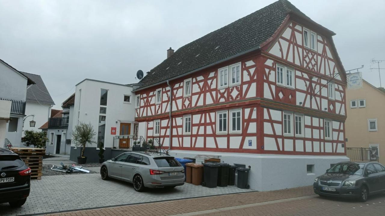 Apartments & Moeblierte Zimmer In Kahl Am Main, Kontaktloser Self Check-In, W-Lan, Schreibtisch, Duschbad, Kuechenzeile, Pkw-Plaetze Kültér fotó